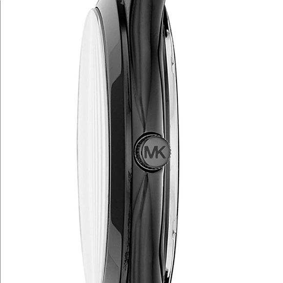 Watch - Picture 4 of 6